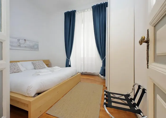 Cozy Domus - *