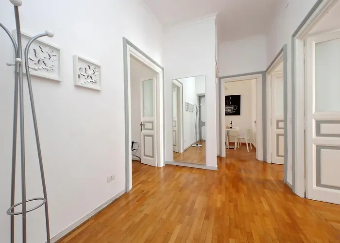Cozy Domus - *